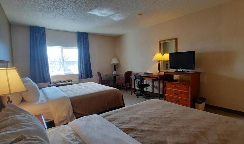غرفة قياسية, Quality Inn & Suites Grants   I 40