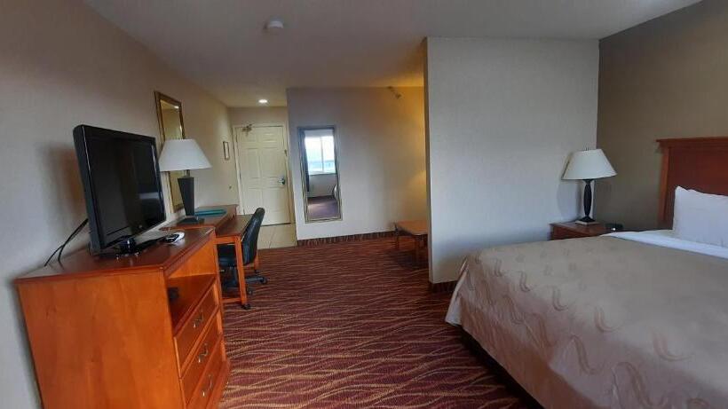 جناح سرير كينج, Quality Inn & Suites Grants   I 40