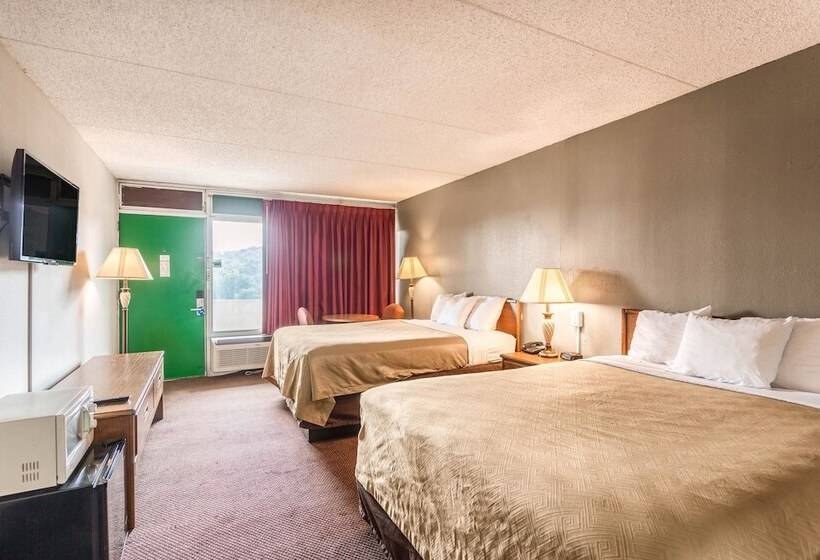 带2个双人床的标准工作室, Fairbridge Inn Express Renfro Valley