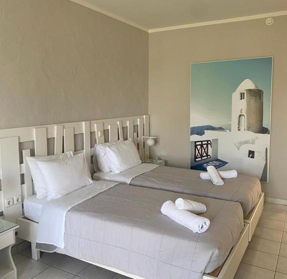 ファミリーステューディオ, Irina Beach