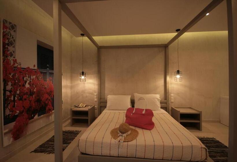 オーシャンビュースーペリアールーム, Irina Beach