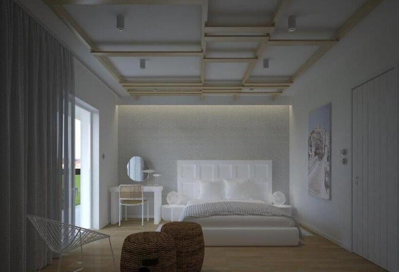 スイート, Irina Beach