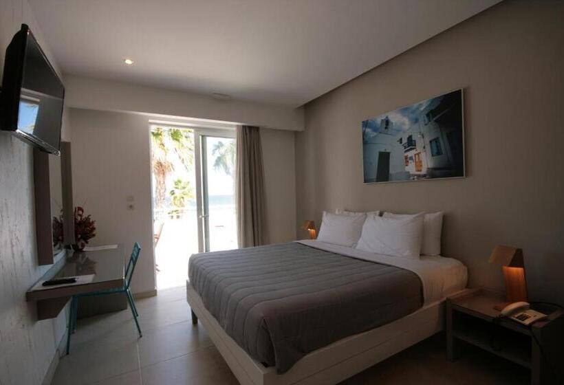 オーシャンビュースーペリアースイート, Irina Beach