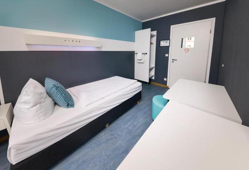 اتاق استاندارد یک تخته با سرویس بهداشتی مشترک, Old Town Hostel