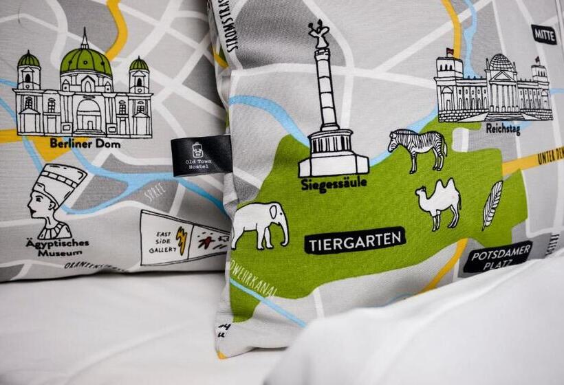 اتاق استاندارد با سرویس بهداشتی مشترک, Old Town Hostel