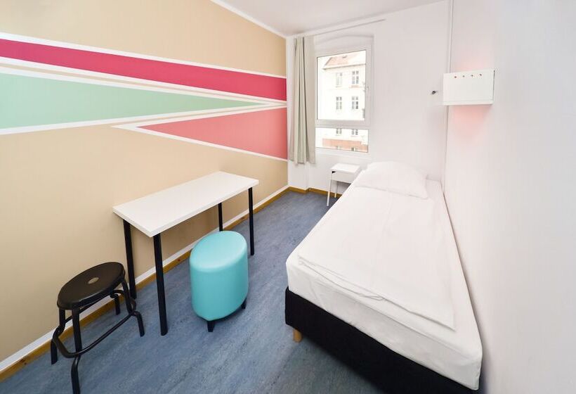 اتاق استاندارد یک تخته با سرویس بهداشتی مشترک, Old Town Hostel