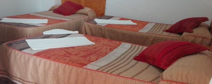 اتاق استاندارد سه نفره, Pension Gran Plaza