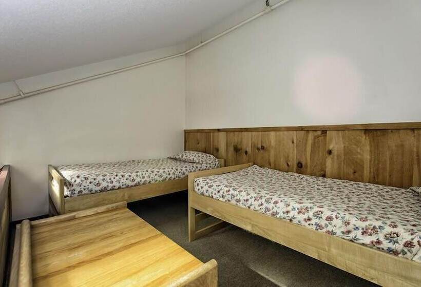 غرفة قياسية, Snowy Owl Inn