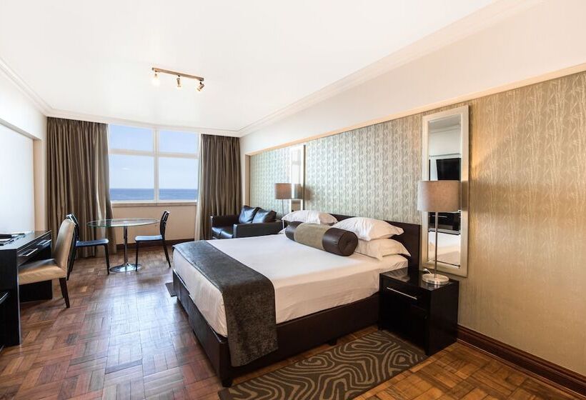 اتاق استاندارد با تخت بزرگ, Belaire Suites