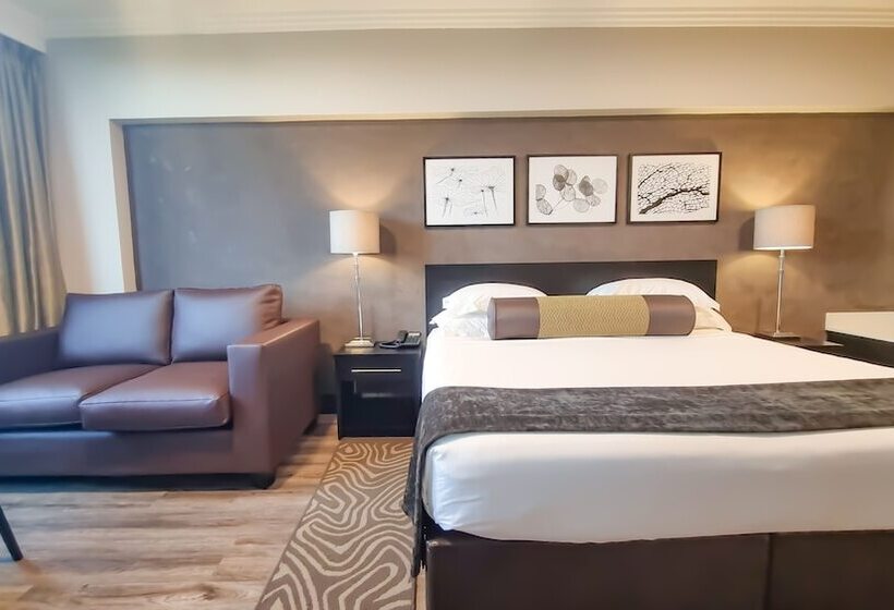 اتاق لوکس, Belaire Suites