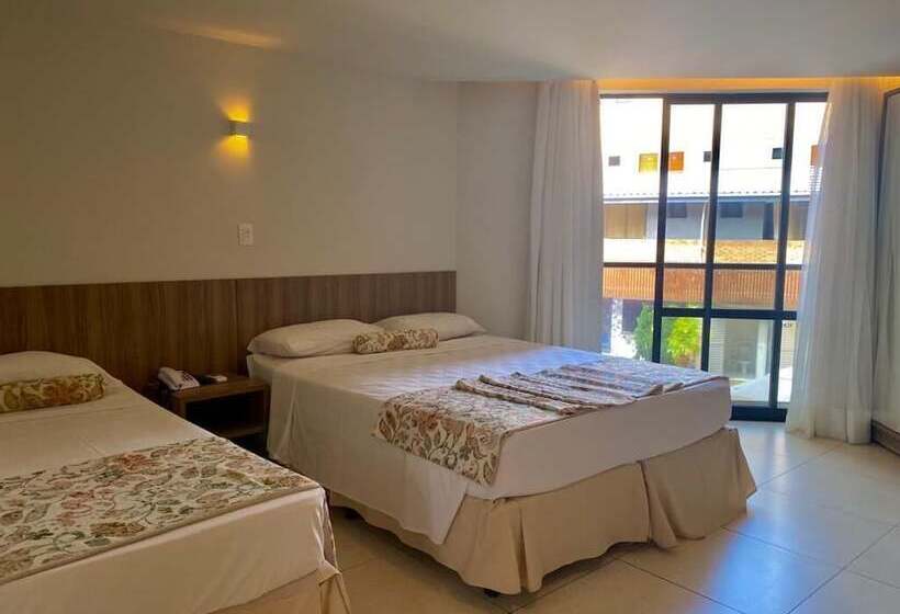 חדר סטנדרט לשלושה, Bessa Beach