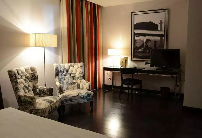 اتاق سوپریور, Boutique Gareus