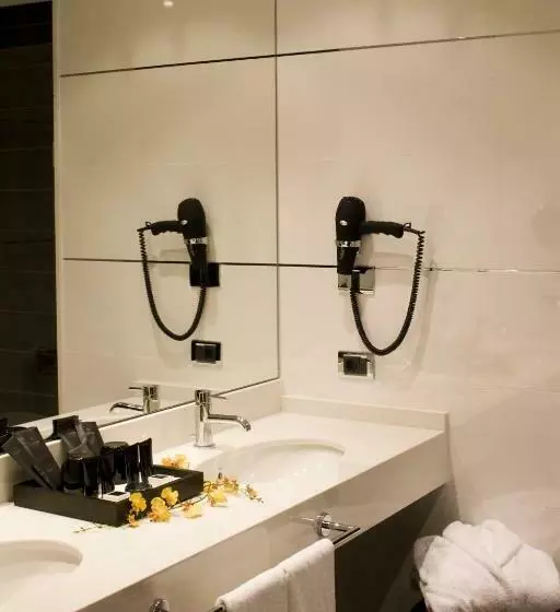 اتاق سوپریور, Boutique Gareus