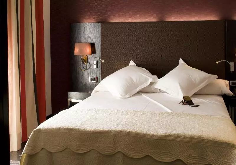 اتاق استاندارد, Boutique Gareus