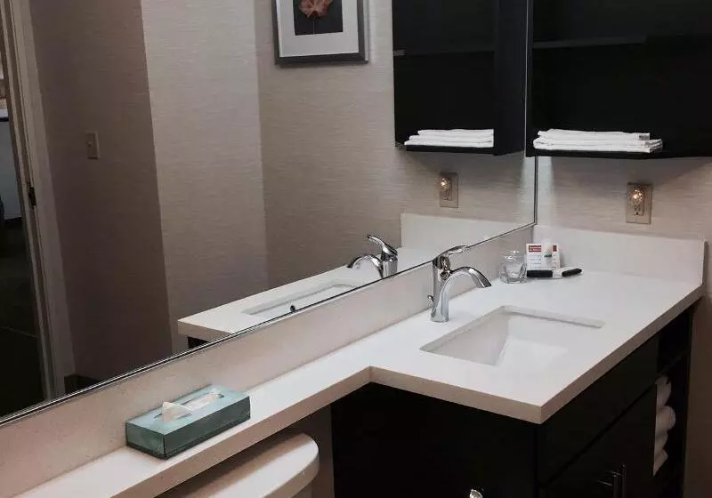 身障者適用スイートルーム, Candlewood Suites Youngstown W I 80 Niles Area By Ihg