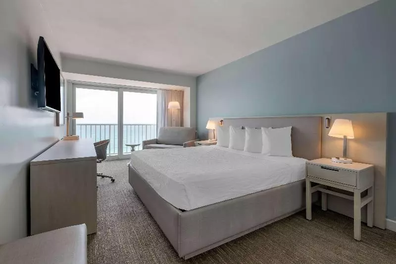 Standard Room King Size Bed