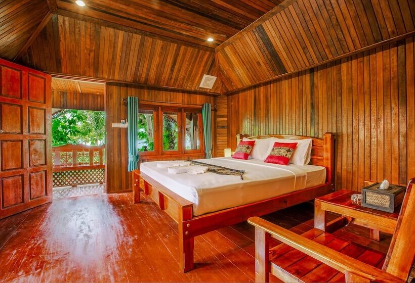 Cottage Pool View, Diamond Beach Resort