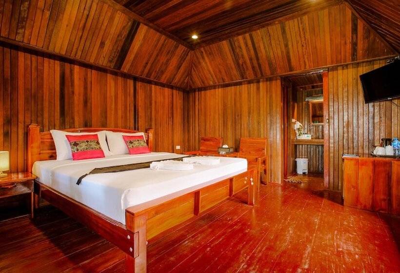 Cottage Pool View, Diamond Beach Resort