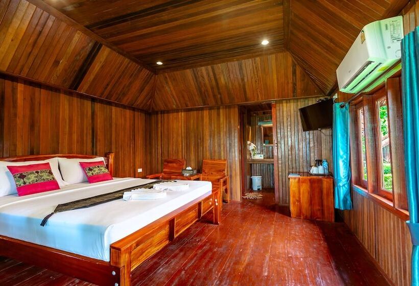 Cottage Pool View, Diamond Beach Resort