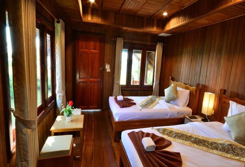 Cottage Pool View, Diamond Beach Resort