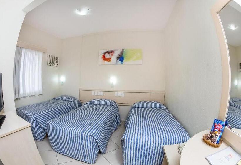 חדר סטנדרט לשלושה, Express Canoas