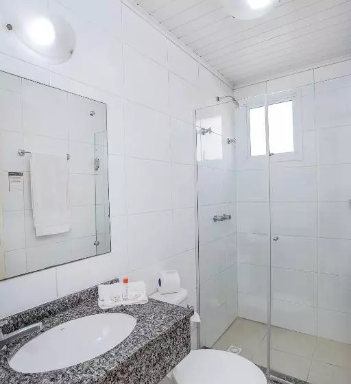 デラックストリプルルーム, Express Canoas