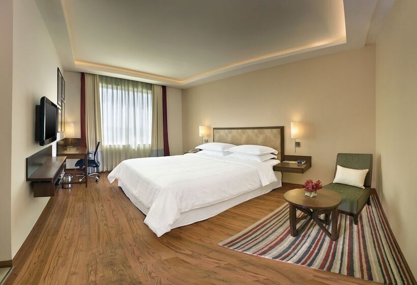 高级客房, Four Points By Sheraton New Delhi, Airport Highway