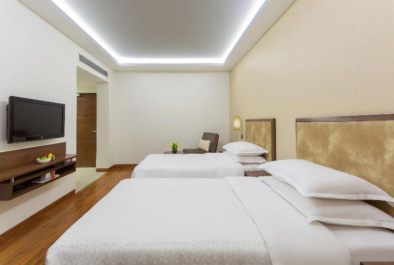 舒适型房间, Four Points By Sheraton New Delhi, Airport Highway
