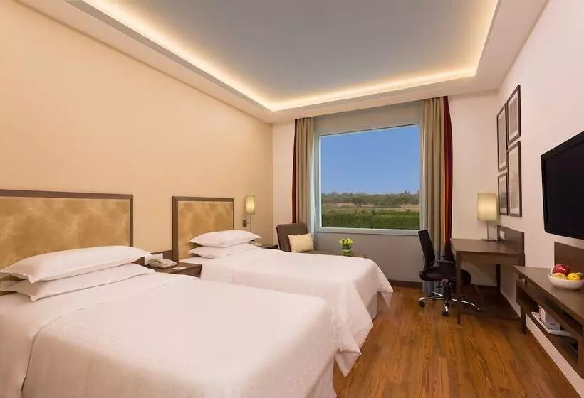 プレミアムルーム, Four Points By Sheraton New Delhi, Airport Highway