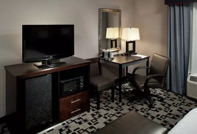 スタンダードルーム, Hampton Inn & Suites Marksville