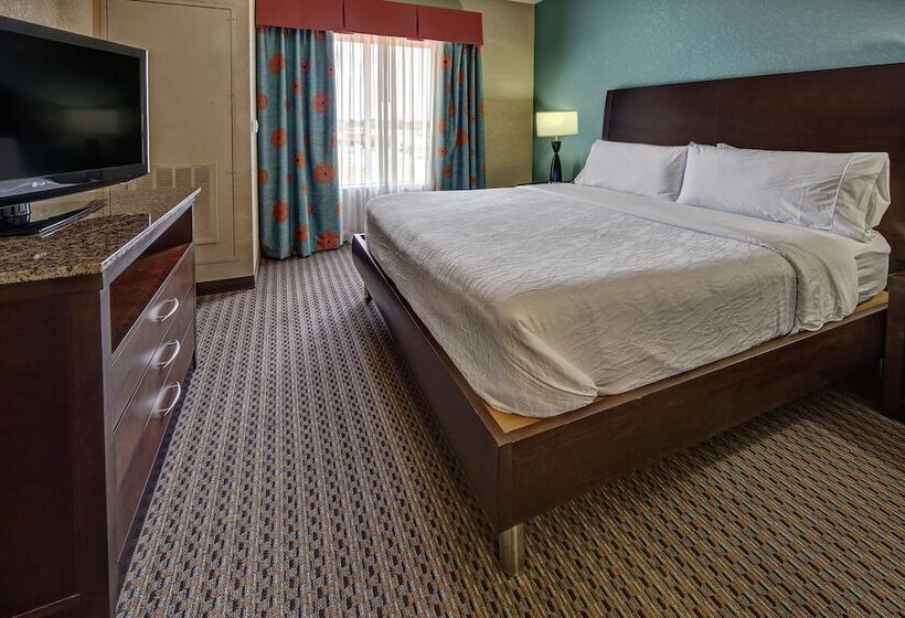 스위트, Hilton Garden Inn Tulsa Midtown