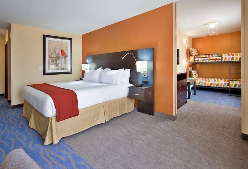 スイート, Holiday Inn Express & Suites St Louis Airport, An Ihg