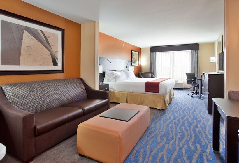Люкс, Holiday Inn Express & Suites St Louis Airport, An Ihg