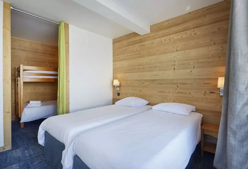 スタンダード４人部屋, Hôtel Eliova Le Chaix
