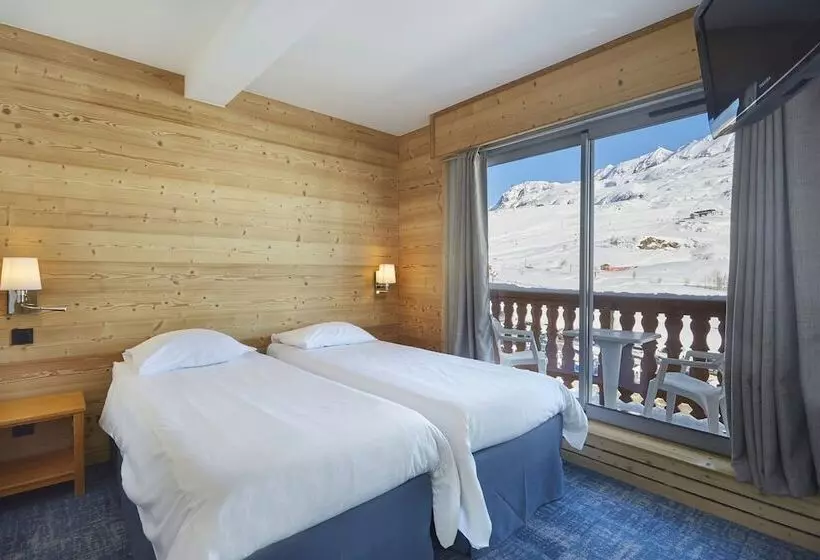 スタンダード４人部屋, Hôtel Eliova Le Chaix
