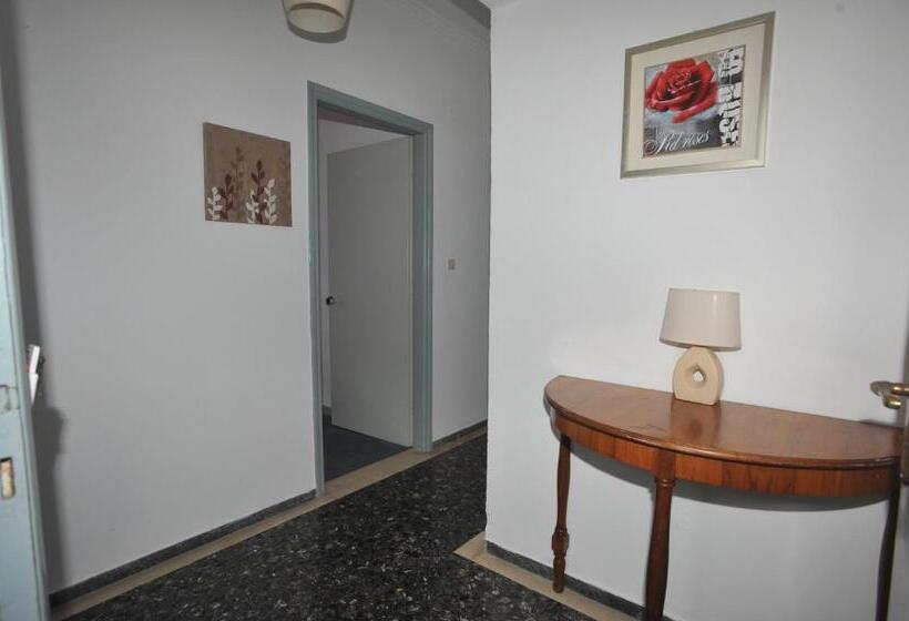 شقة غرفتين, Kantaros Apartments