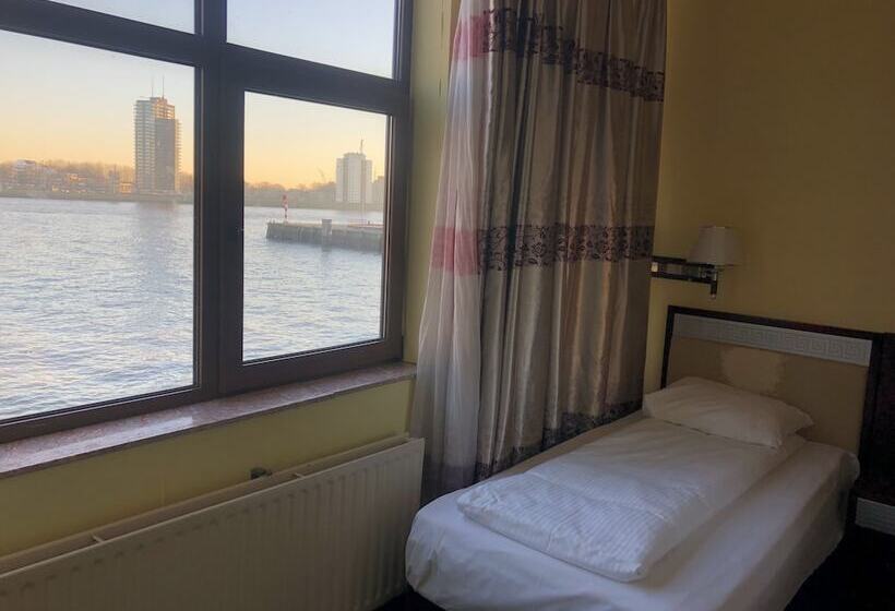 غرفة قياسية فردية, New Ocean Paradise