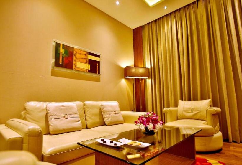 سوییت اجرایی, Park Ascent