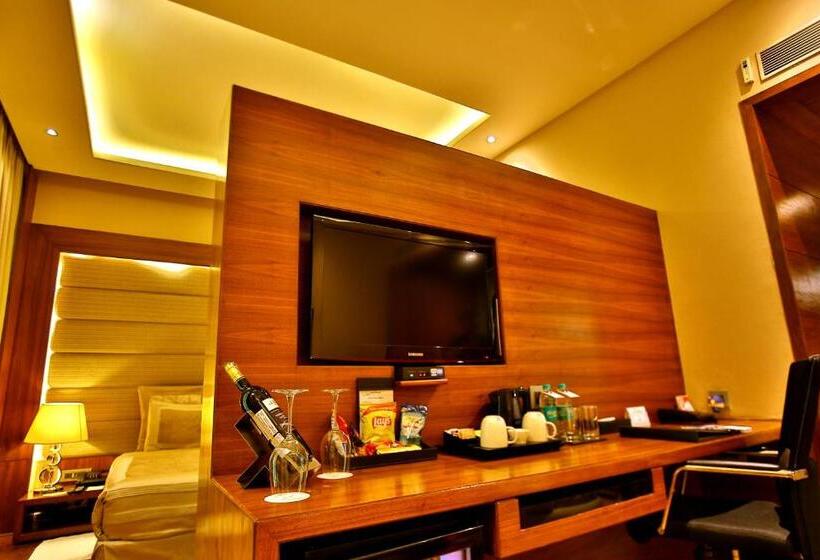 سوییت اجرایی, Park Ascent