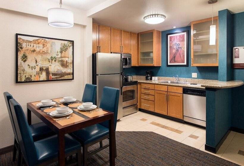 Люкс 2 Спальни, Residence Inn Los Angeles Burbank/downtown
