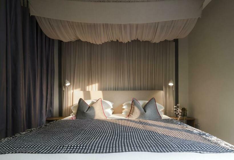 غرفة قياسية سرير كينج, Sala Lanna Chiang Mai