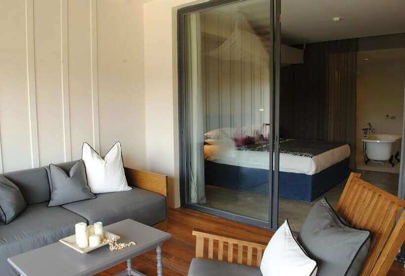 غرفة ديلوكس مطلة على النهر, Sala Lanna Chiang Mai