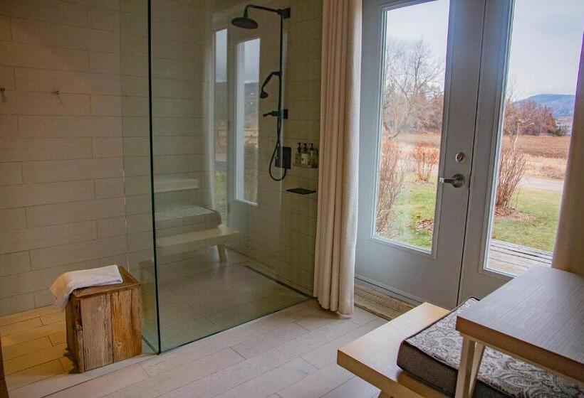 غرفة كلاسيكية سرير ملكى, & Spa Le Germain Charlevoix