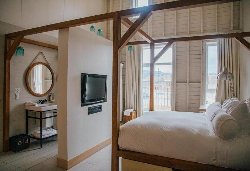 غرفة كلاسيكية سرير ملكى, & Spa Le Germain Charlevoix