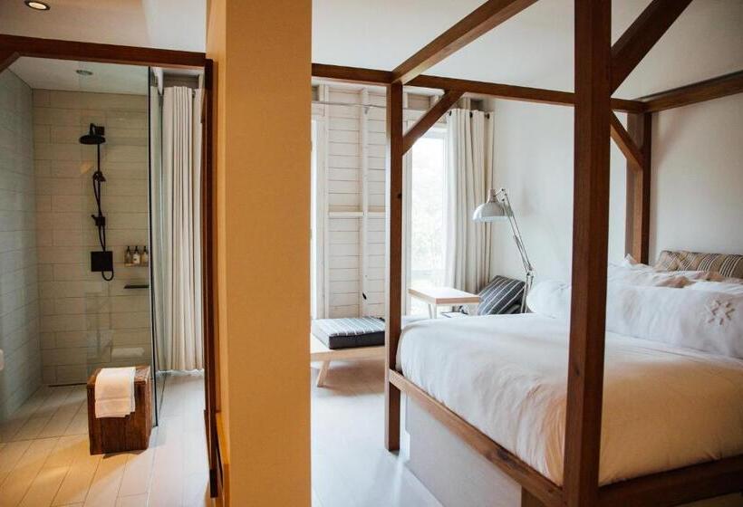 غرفة سوبيريور سرير ملكى, & Spa Le Germain Charlevoix