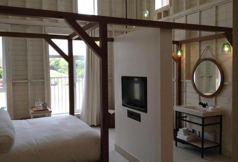 غرفة سوبيريور سرير ملكى, & Spa Le Germain Charlevoix