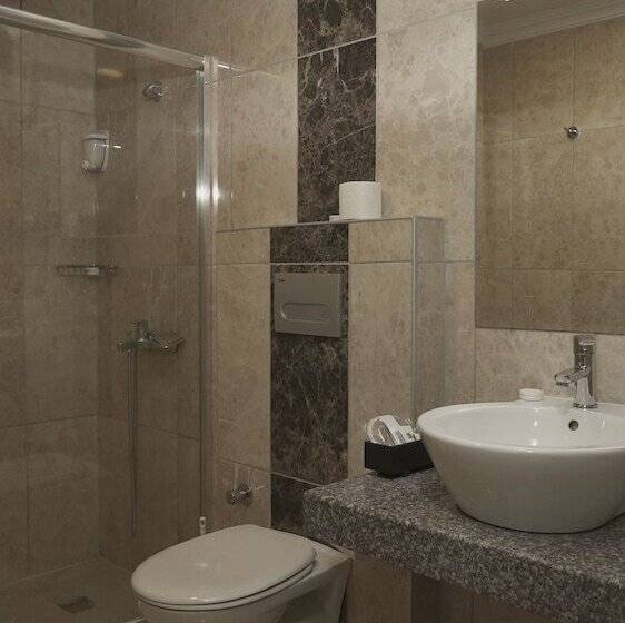 חדר סטנדרט לארבעה, Sun Hotel By En Vie Beach