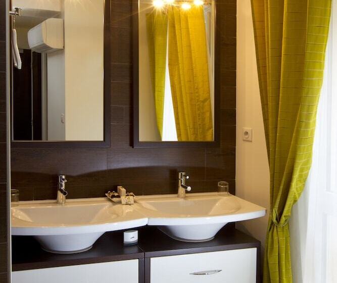 高级大房间, The Originals Boutique, Hôtel De La Paix, Beaune