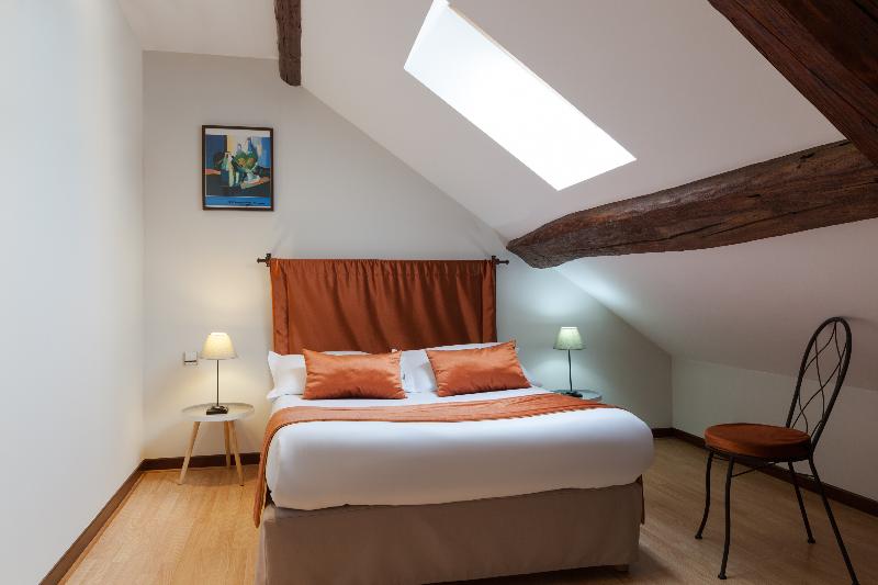 Номер Стандарт, The Originals Boutique, Hôtel De La Paix, Beaune