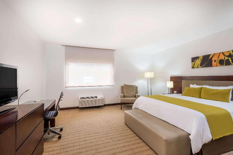 Стандартный Номер Кровать Кинг, Wyndham Garden San Jose Escazu, Costa Rica